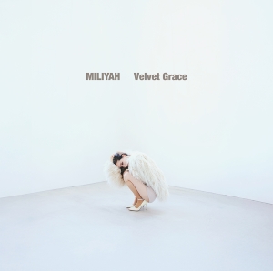 加藤ミリヤ『Velvet Grace』通常盤ジャケット