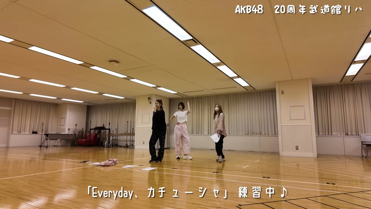 篠田麻里子 公式YouTubeチャンネルより