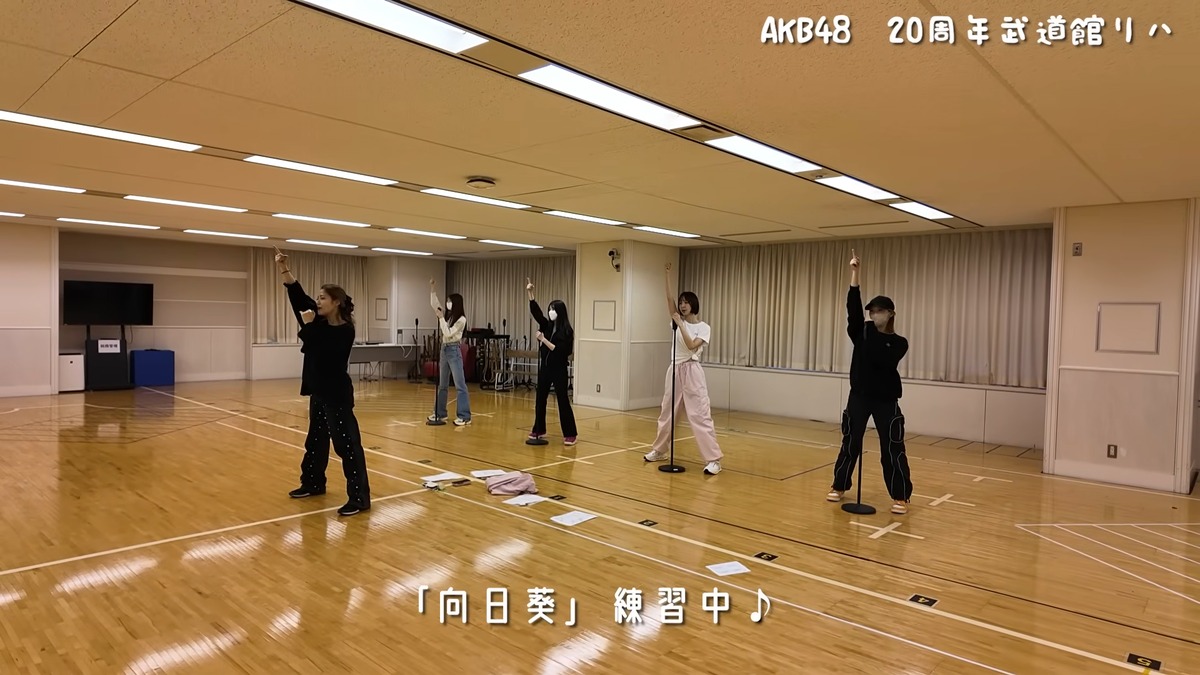 篠田麻里子 公式YouTubeチャンネルより