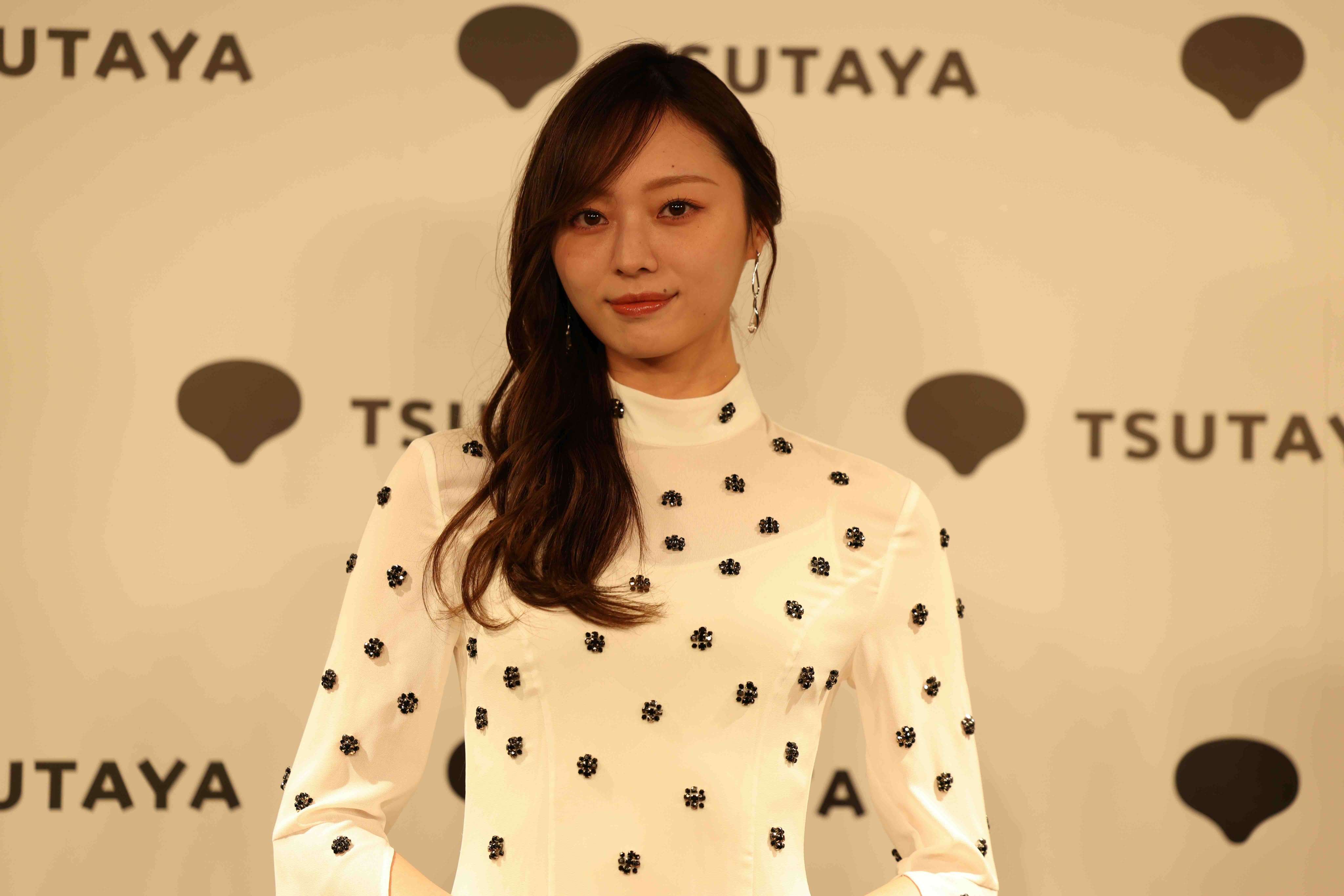 乃木坂46梅澤美波 2nd写真集 記者会見レポの画像