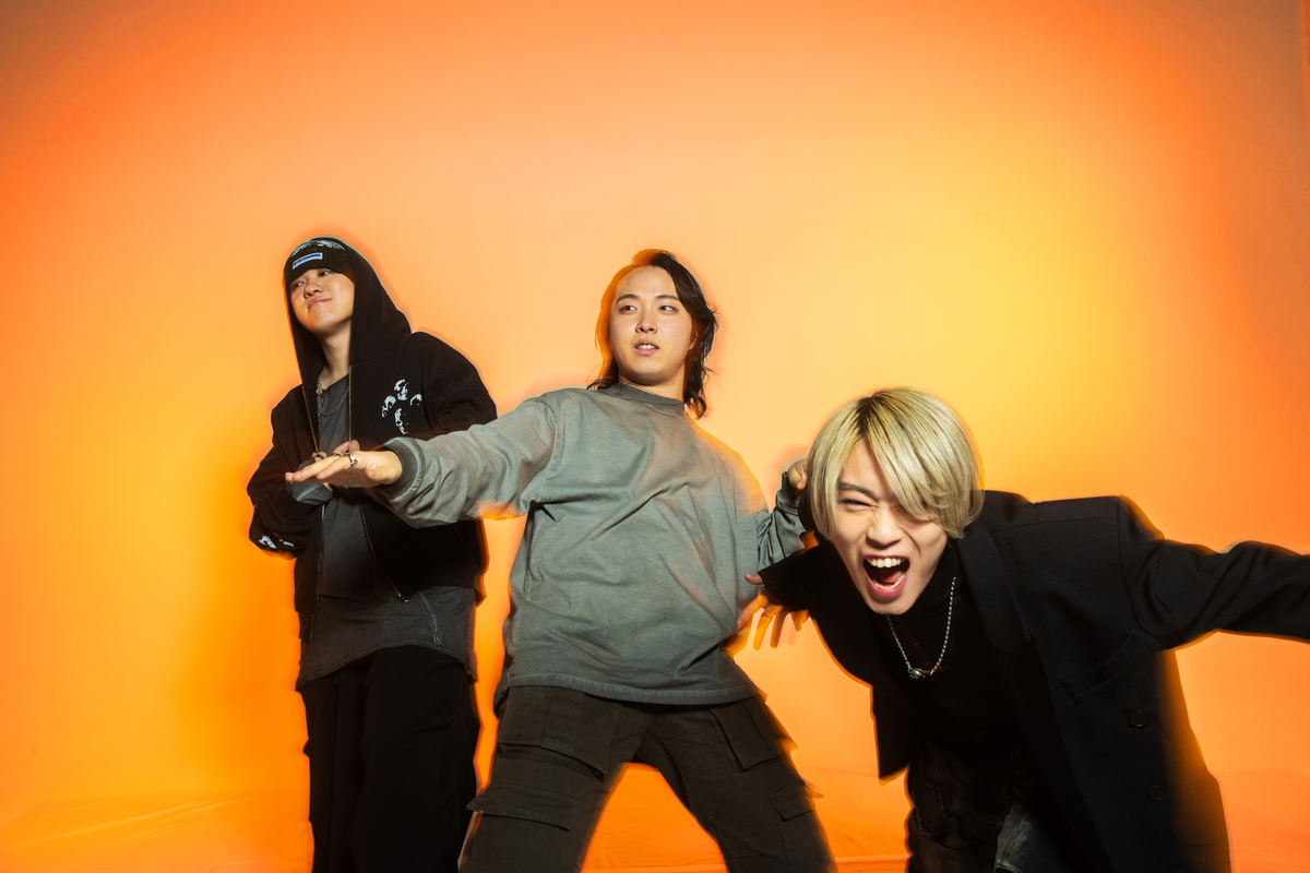 SARUKANI（撮影＝秋倉康介）