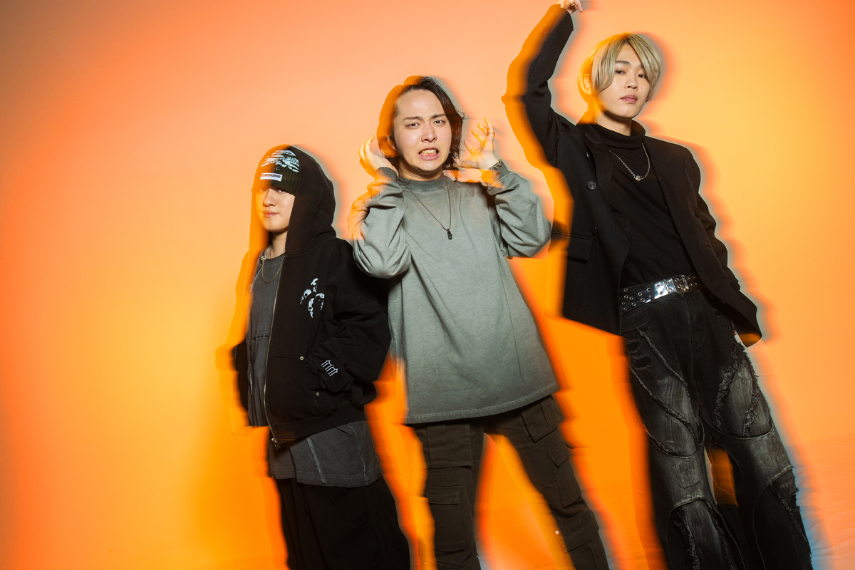 SARUKANI（撮影＝秋倉康介）