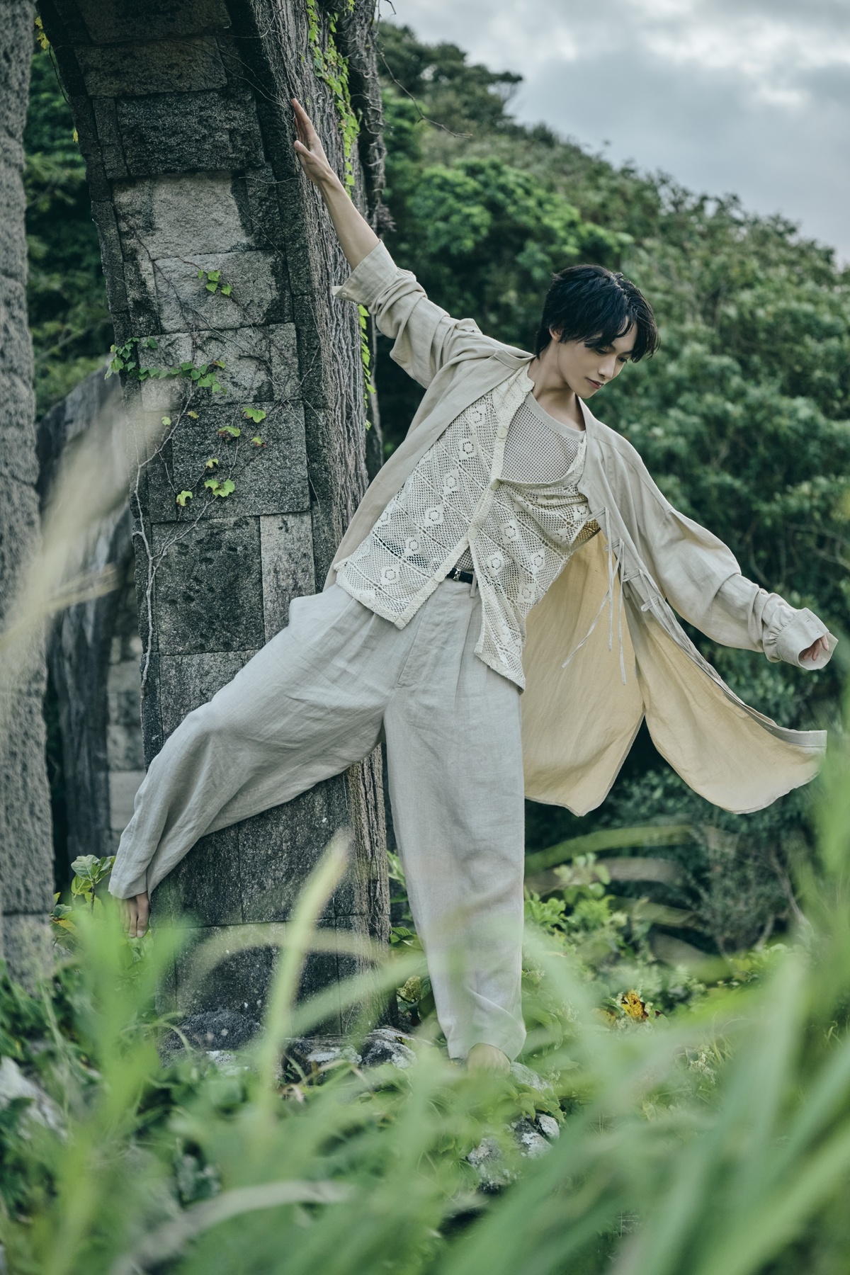 梶田拓希、1st写真集タイトルは『希耀』の画像