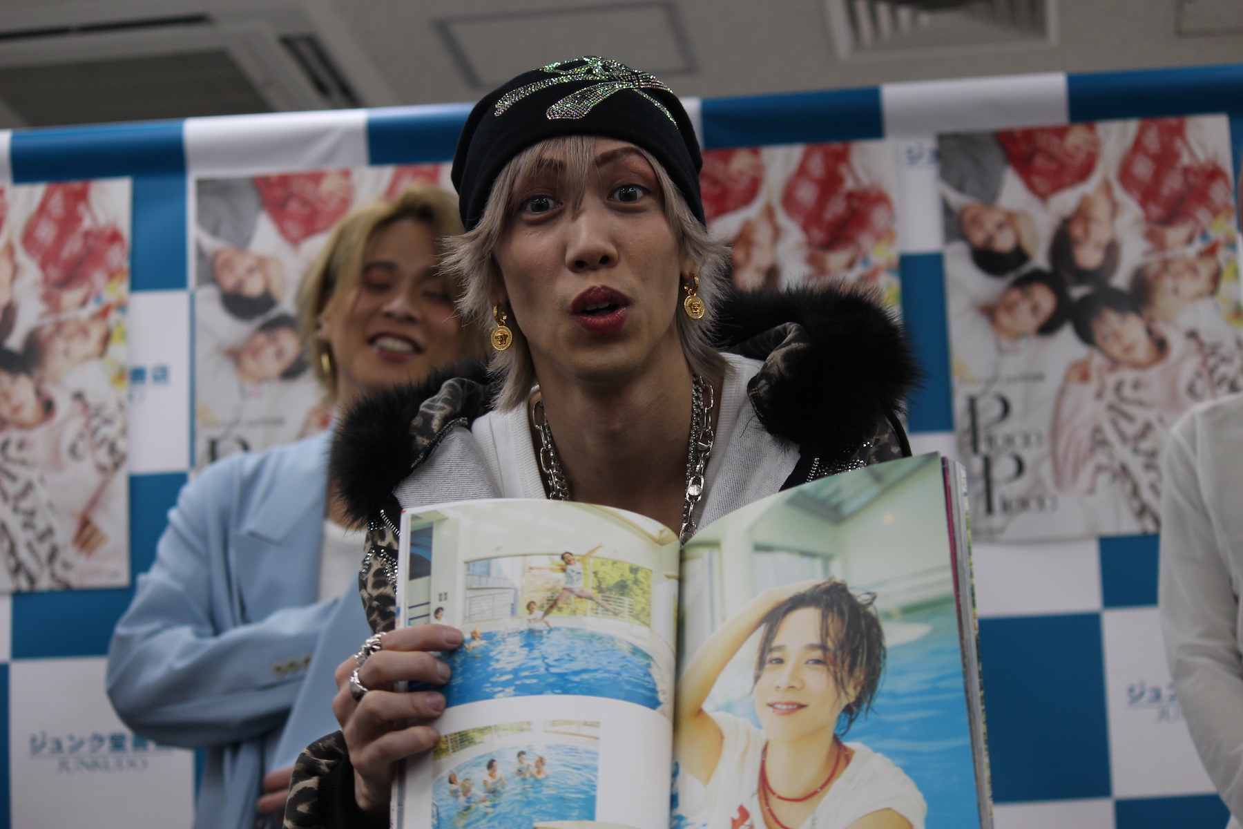 リアルピース（撮影＝渡辺彰浩）