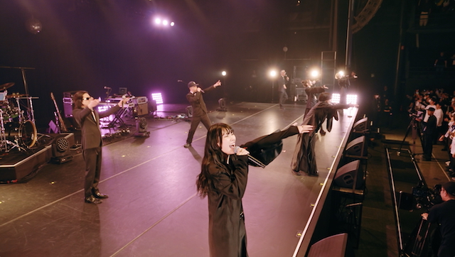 『ExWHYZ Special Live ‘Ⅰ’ -3rd Anniversary Final & Year End Party-』より