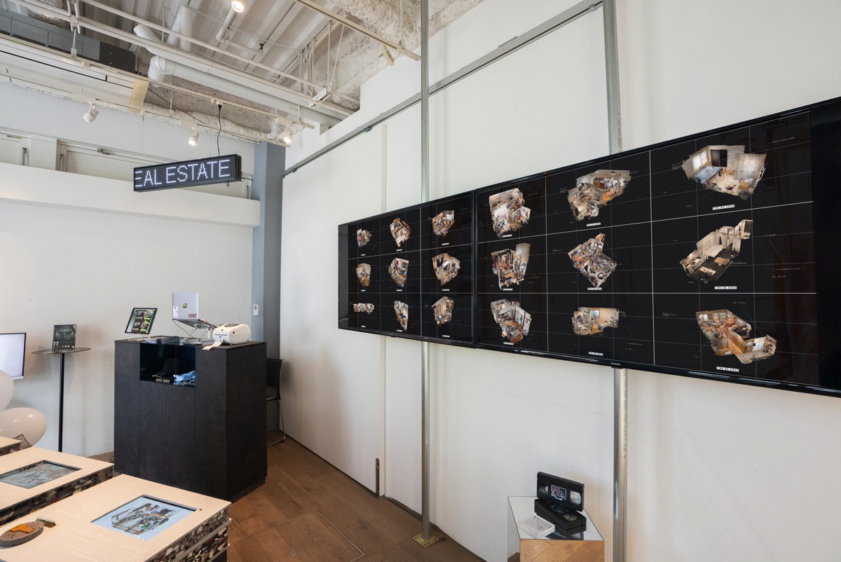 『REAL [UN]REAL ESTATE』