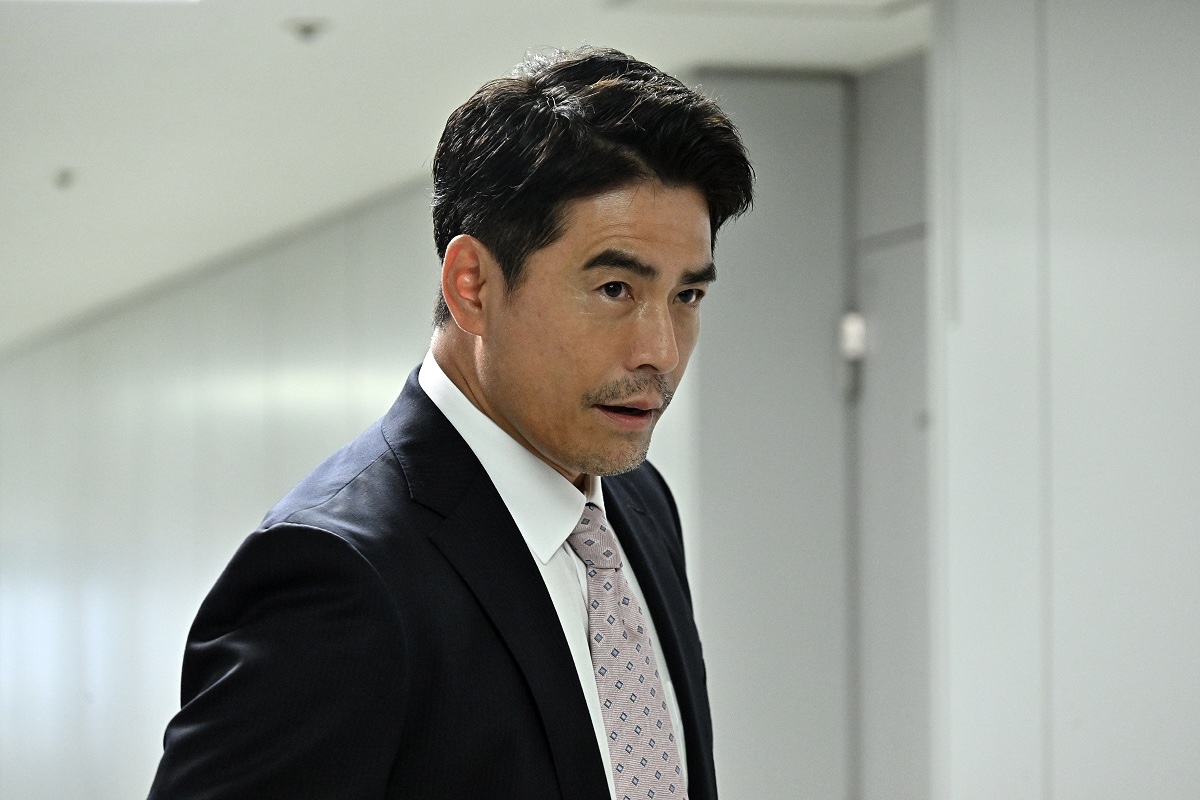 伊藤英明、『リブート』主演の鈴木亮平を絶賛