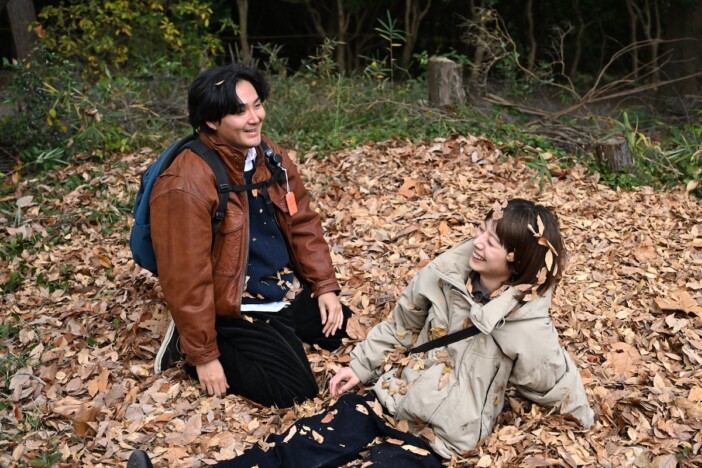 『探偵さん、リュック開いてますよ』の“抜け感”が心地良い　松田龍平、夏帆ら配役の妙