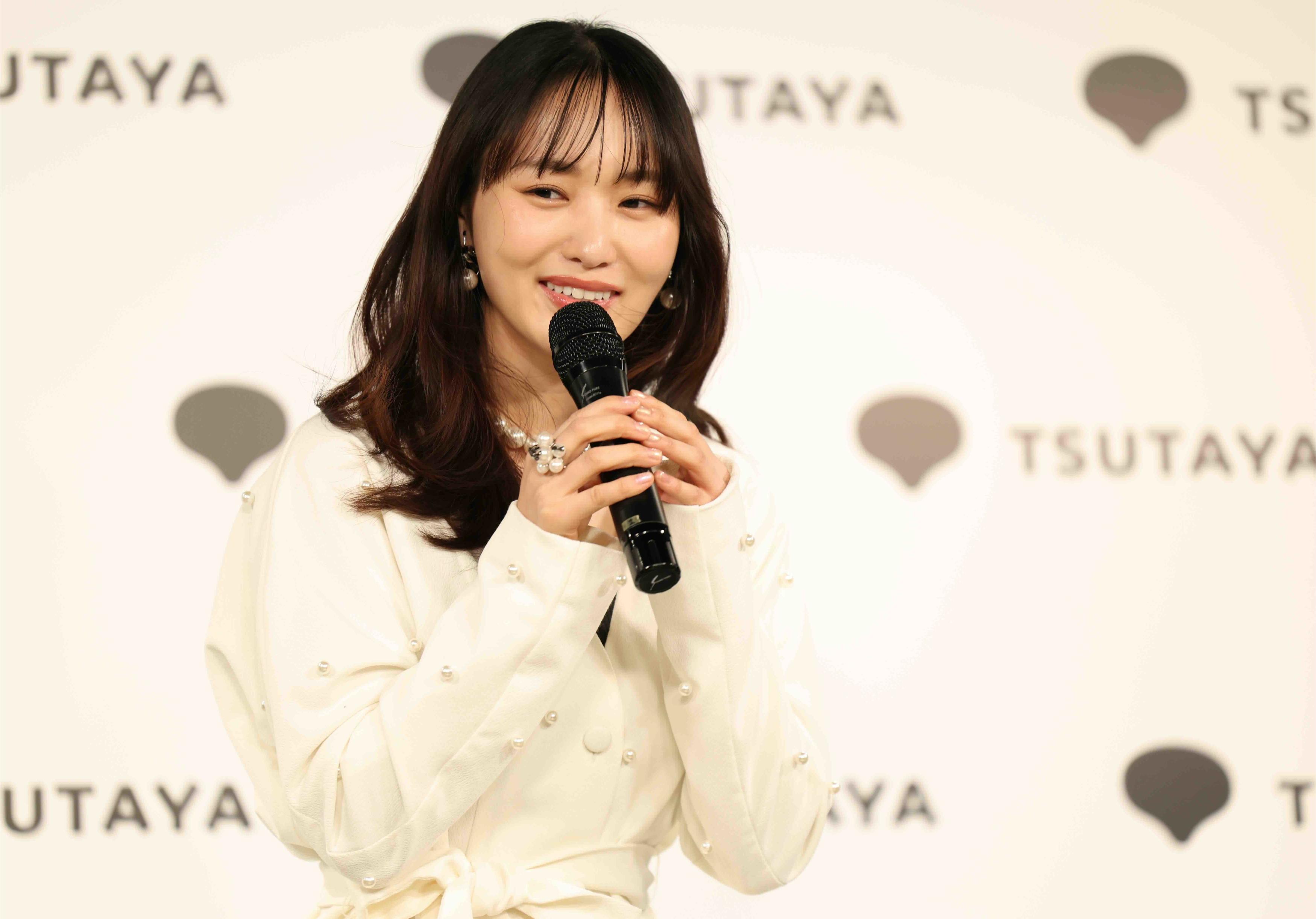 菅井友香 写真集『たびすがい』会見レポの画像