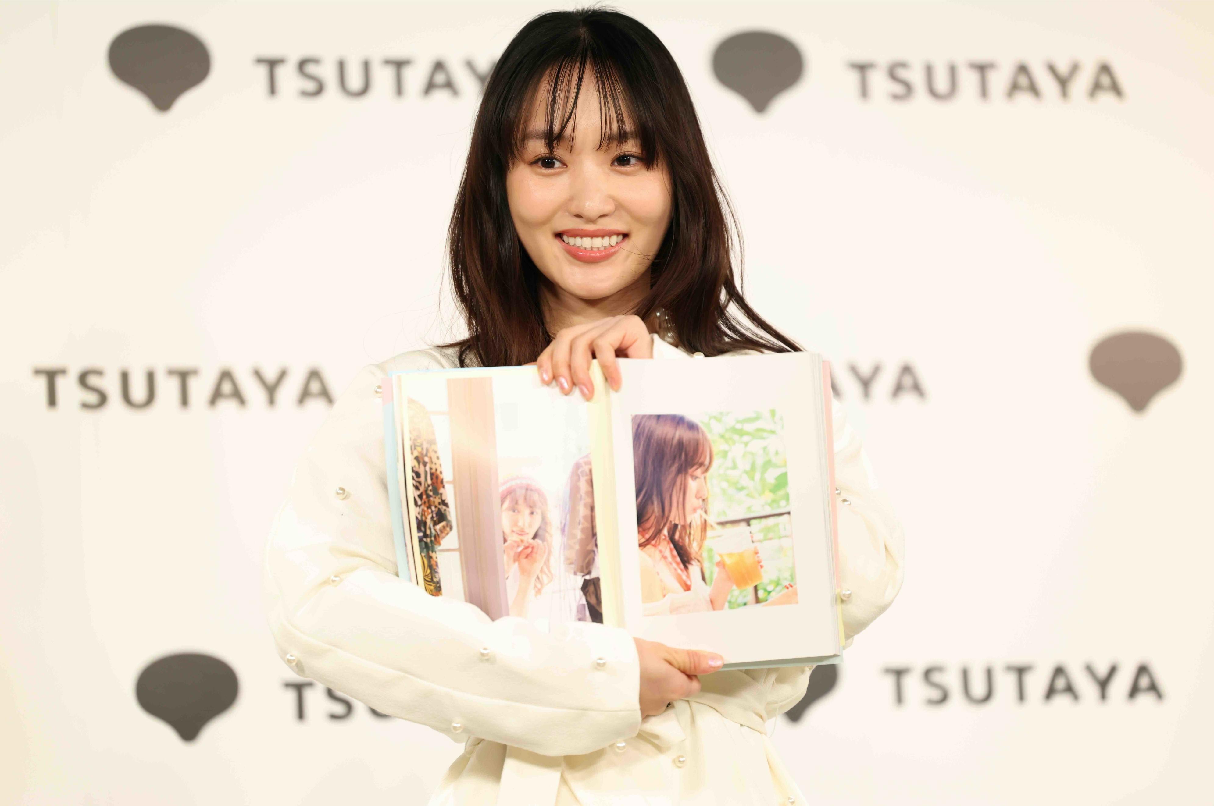 菅井友香 写真集『たびすがい』会見レポの画像
