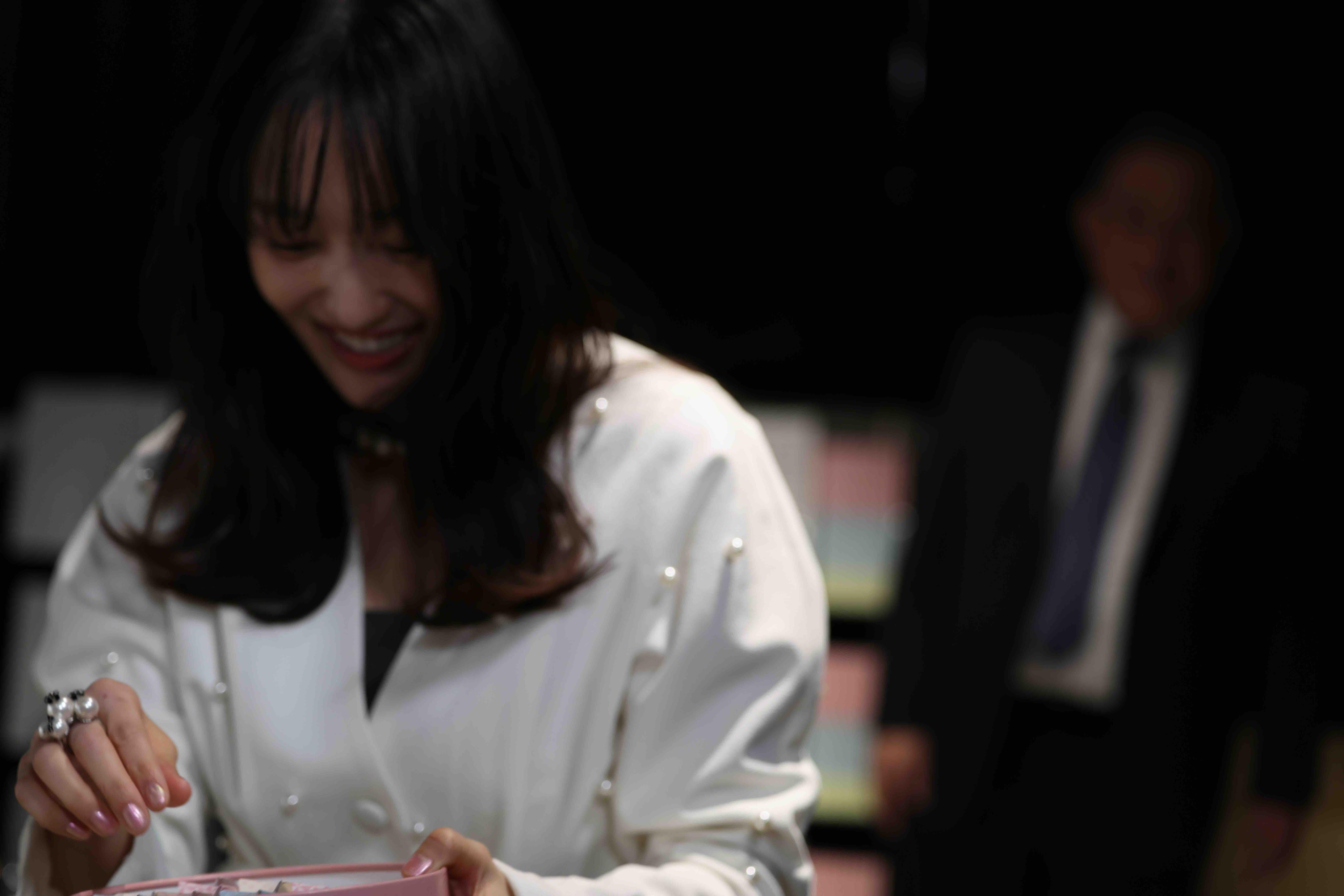 菅井友香 写真集『たびすがい』会見レポの画像