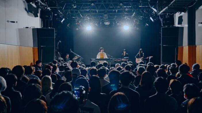 かわにしなつき、ワンマンライブ『last piece』より「センチメンタルとホットコーヒー」パフォーマンス映像公開