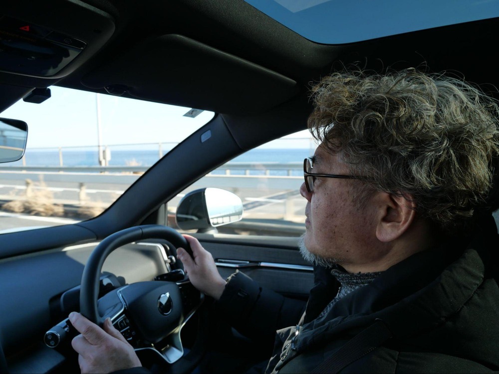 野村ケンジが最新自動車と音響をチェックの画像