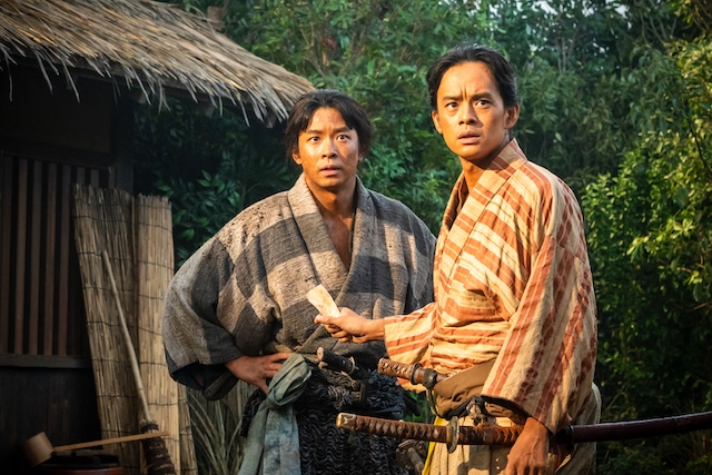 『豊臣兄弟！』仲野太賀×白石聖の抱擁に涙の画像