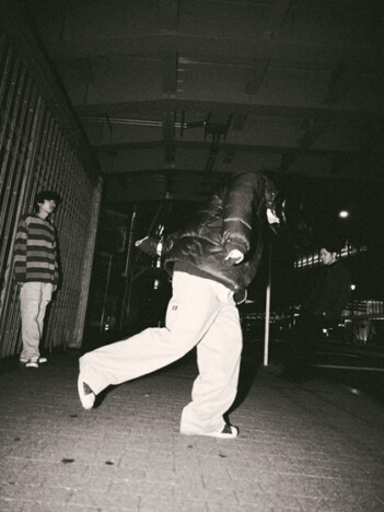 life crown、最新EP収録のグランジナンバー「夢遊」MV公開　下北沢SPREADにてワンマンライブも