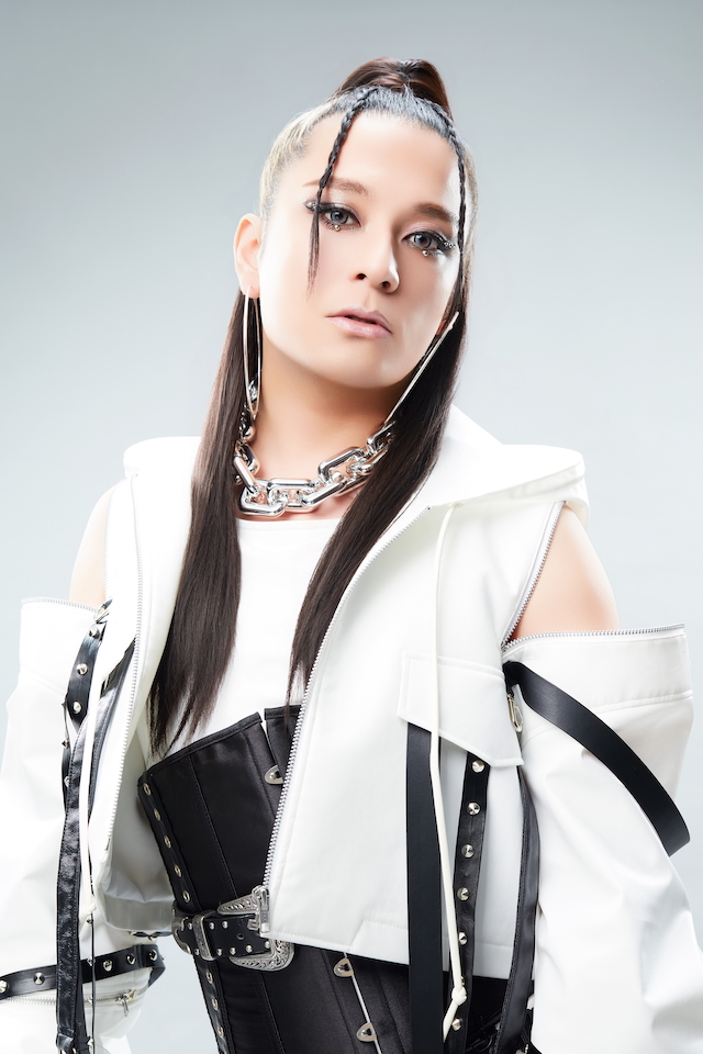 HIDEKiSM(ENVii GABRIELLA)