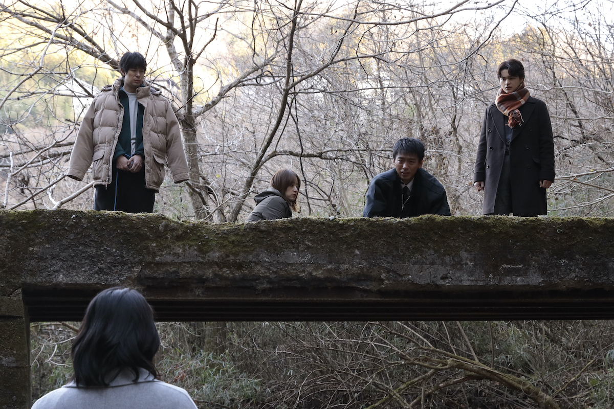 冬ドラマになぜ「男3人・女1人」が多い？