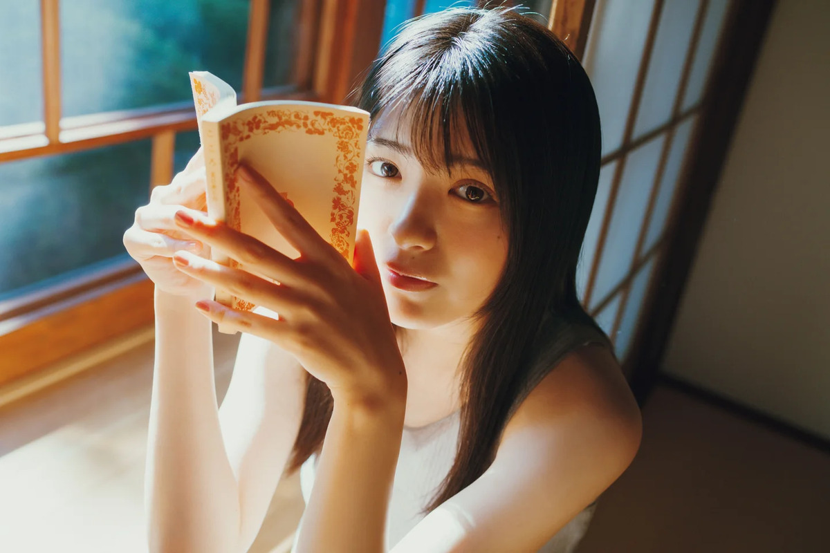 平川結月カレンダー発売で魅せる新たな一面の画像