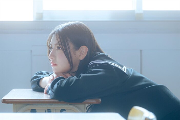 沖縄発18歳のSSW あずさ、自身初作詞作曲の卒業ソング「ローファーが馴染むまで」配信リリース