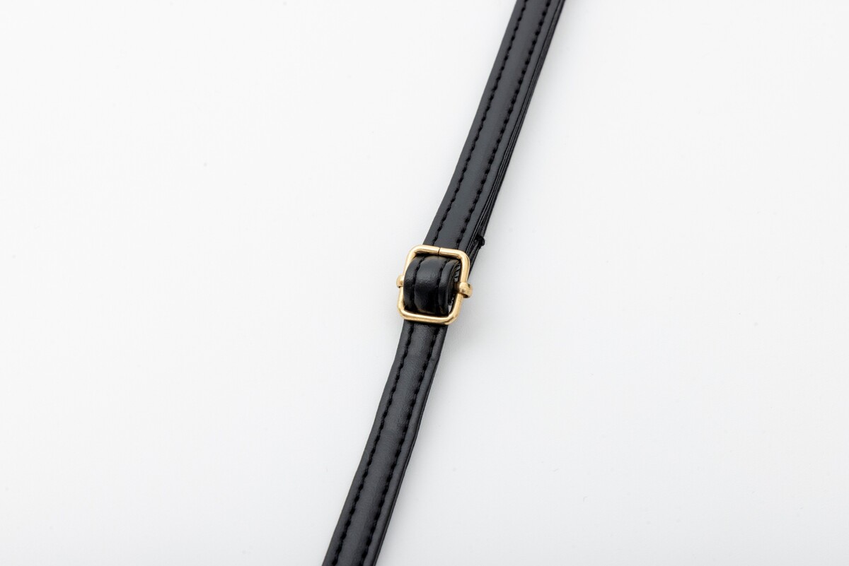 「ánuans」初のブランドムック発売の画像