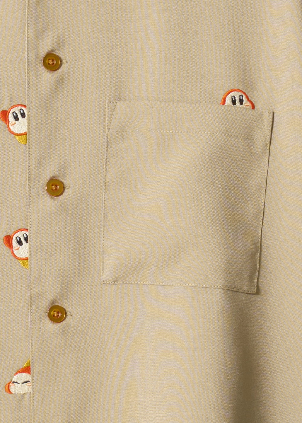 シャツの至るところにワドルディ