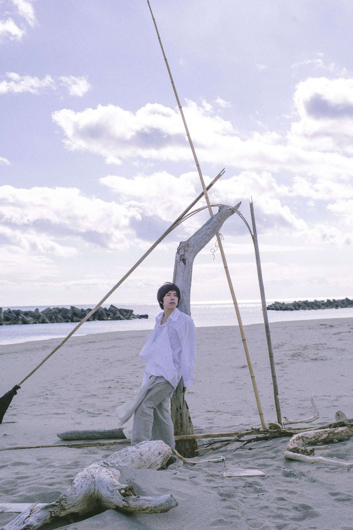 佐藤拓也、20周年記念写真集の先行カットの画像