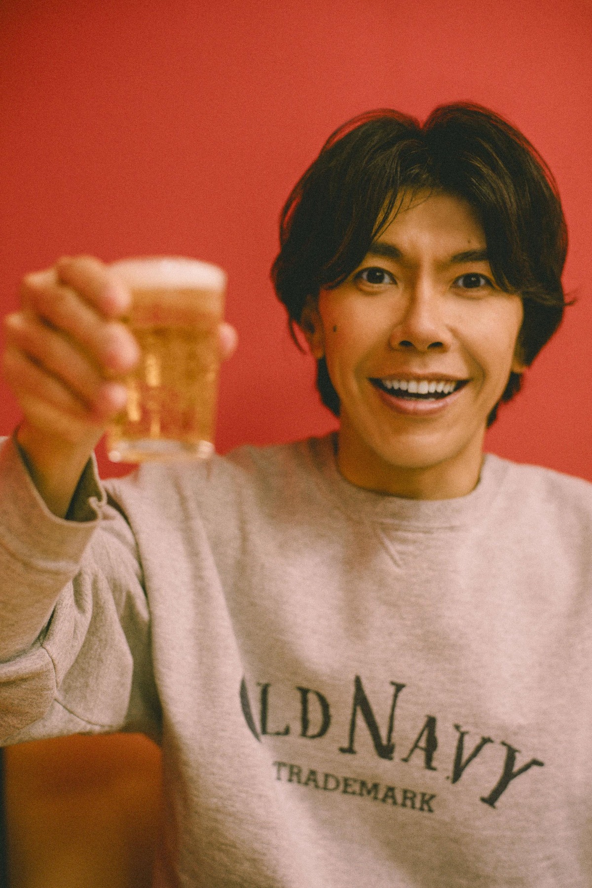 佐藤拓也、20周年記念写真集の先行カット