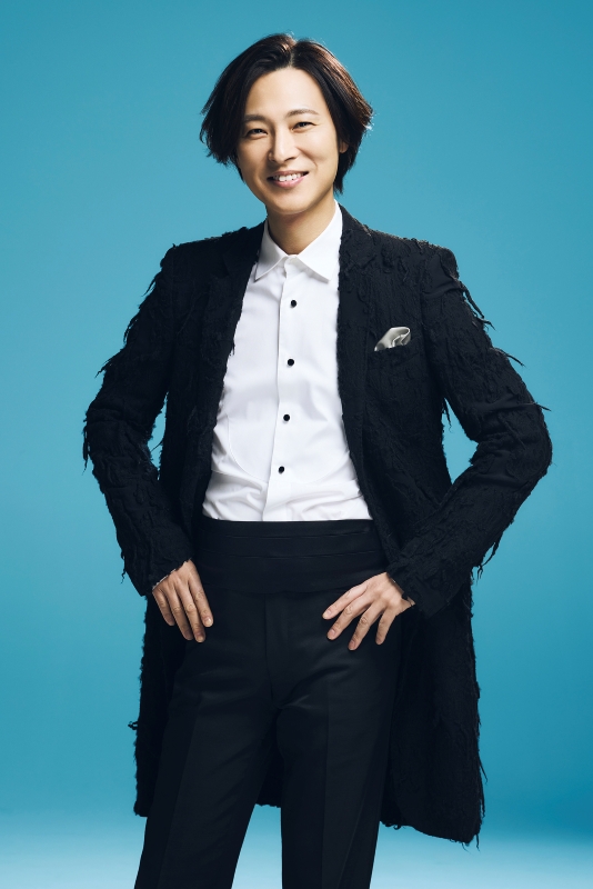 山内惠介、「この世は祭り」MV公開