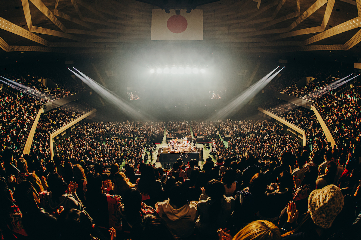ヤングスキニー(撮影=うえむらすばる)
