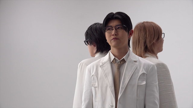 Mrs. GREEN APPLE出演 新TVCM『眼鏡市場「QRO」DEBUT 篇』メイキングより