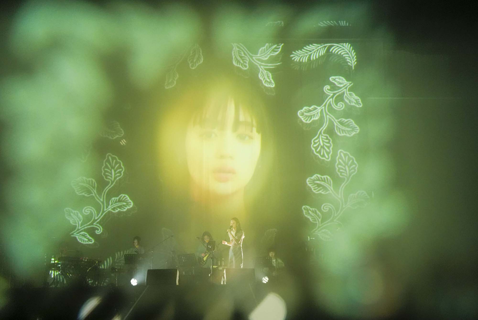 藤原さくら(撮影=上飯坂 一)