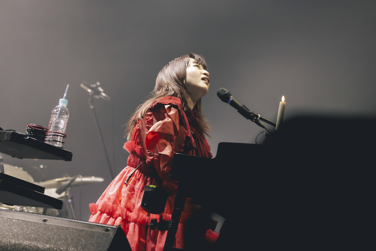 ヒグチアイ ライブ写真