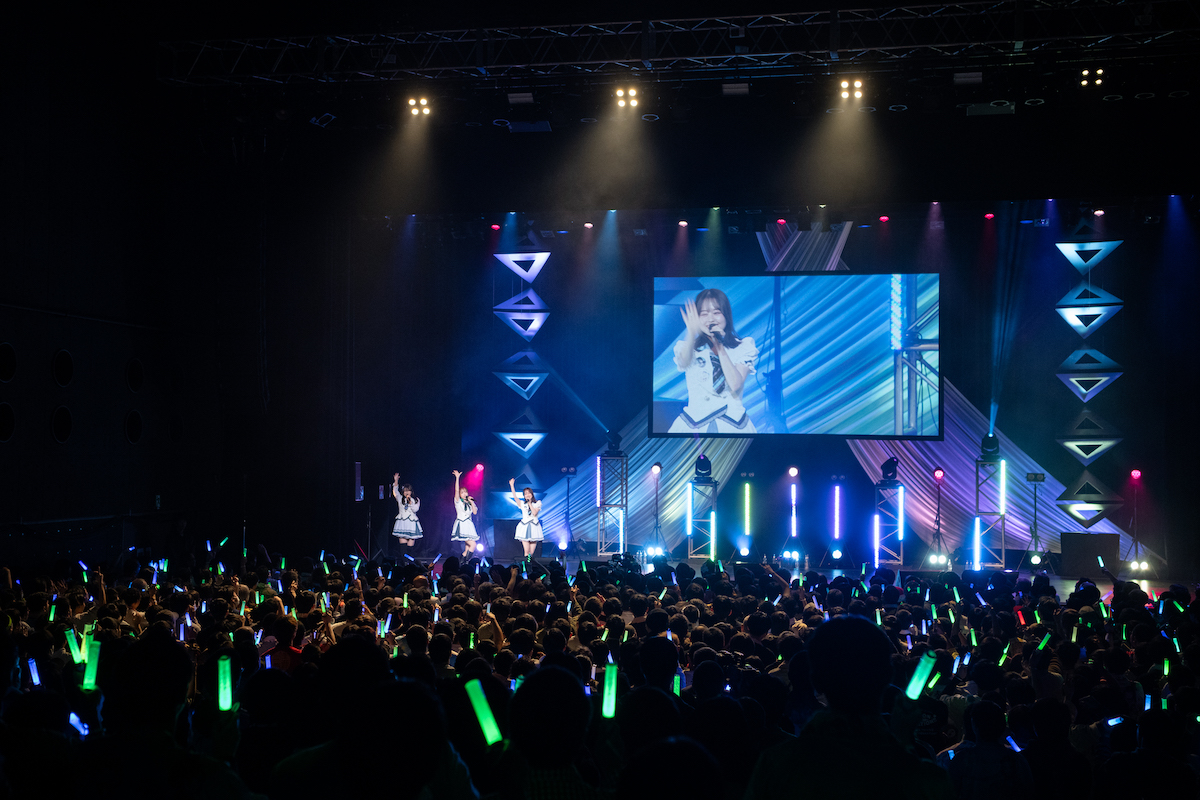 『温泉むすめ 5th LIVE Five 温☆Sparkle!!!!!!!!!』（撮影＝星野耕作、谷口稔）