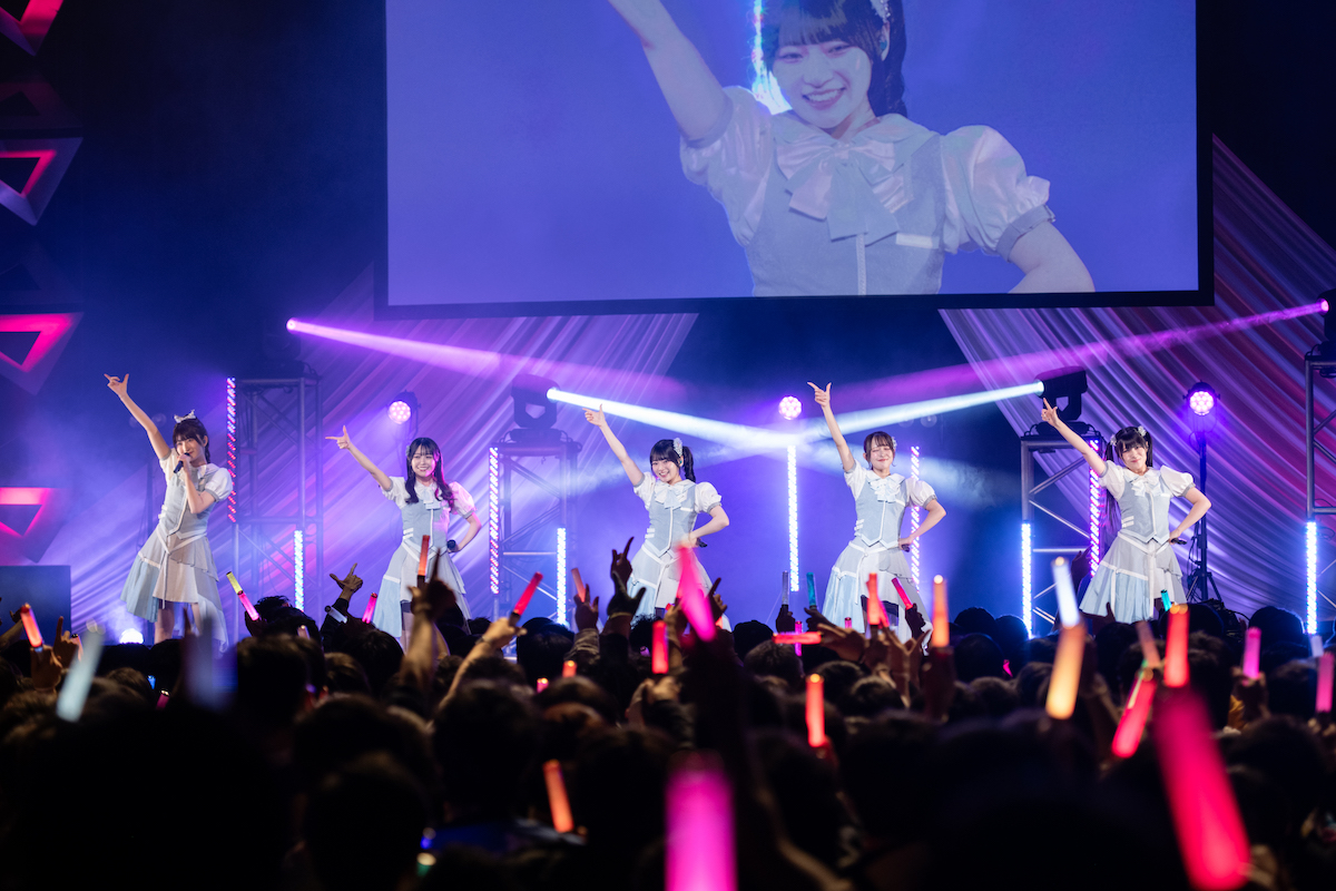 『温泉むすめ 5th LIVE Five 温☆Sparkle!!!!!!!!!』（撮影＝星野耕作、谷口稔）