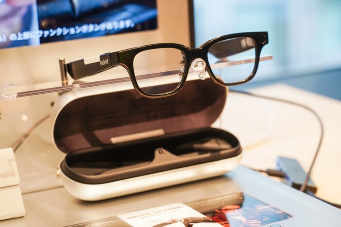 スマホの「次」はメガネを通して見える世界？　『Rokid スマートAIグラス』が示す次世代のインターフェースと生活