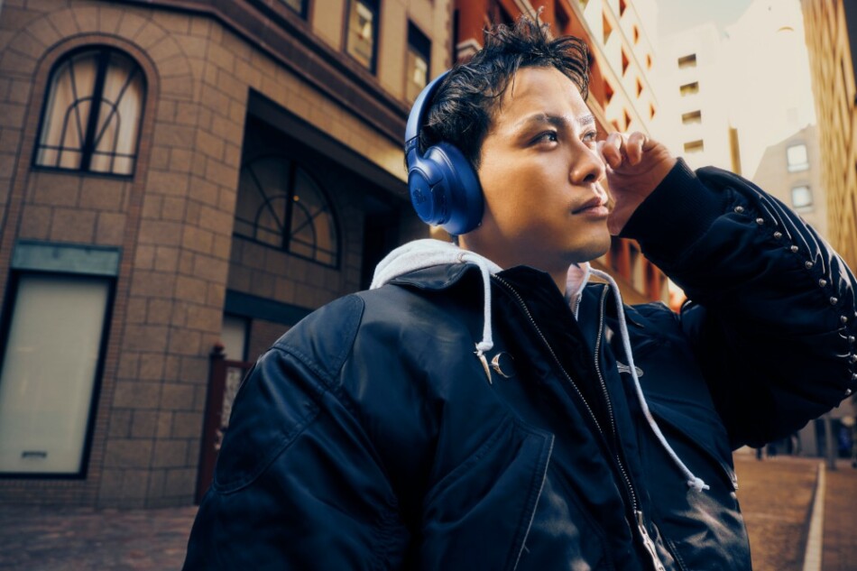 JBL Tune 780NC 使用イメージ