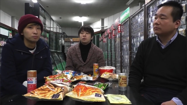 閉店する『遊楽舎』の店長とヒカル