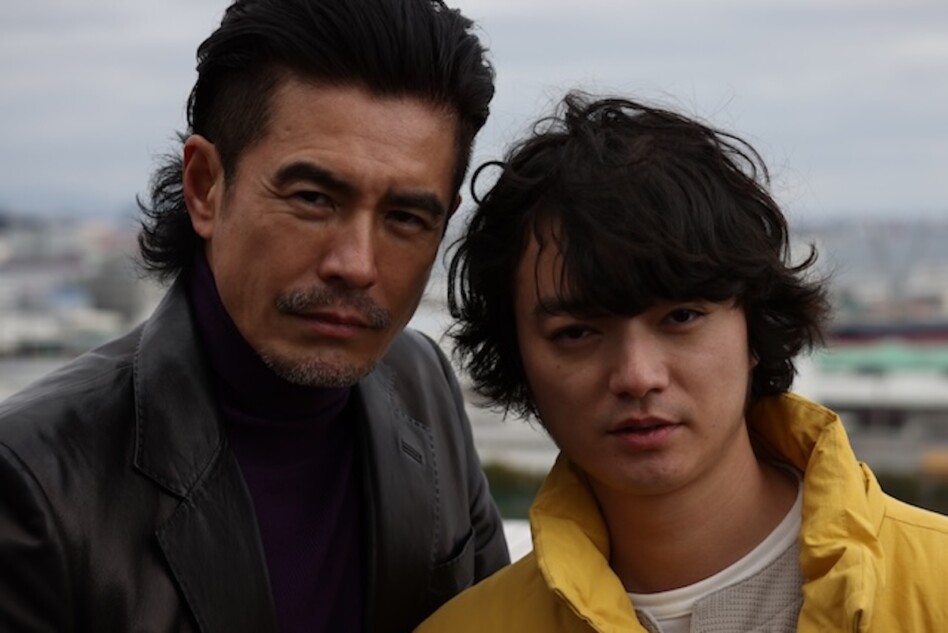 伊藤英明と染谷将太、6度目の共演でヤバすぎるバディに 井筒和幸監督で