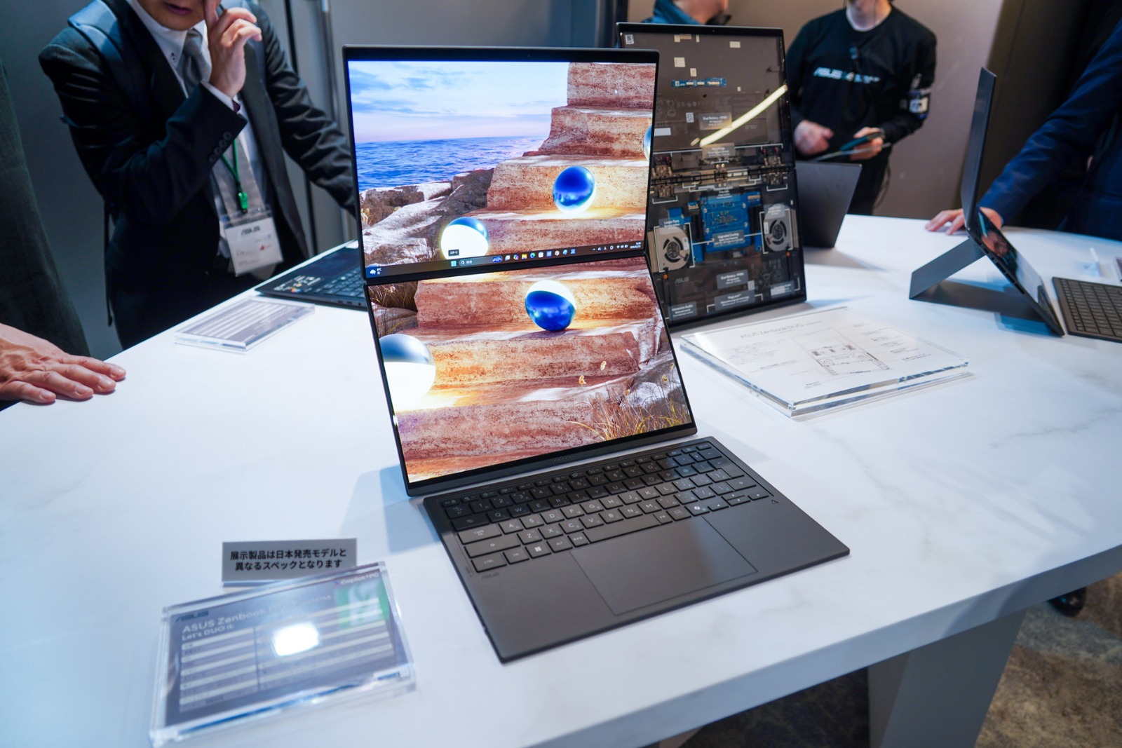 Zenbook DUO（UX8407AA