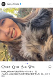 工藤静香、愛犬と散歩の画像