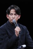 岡田准一、養老孟司らとトークの画像