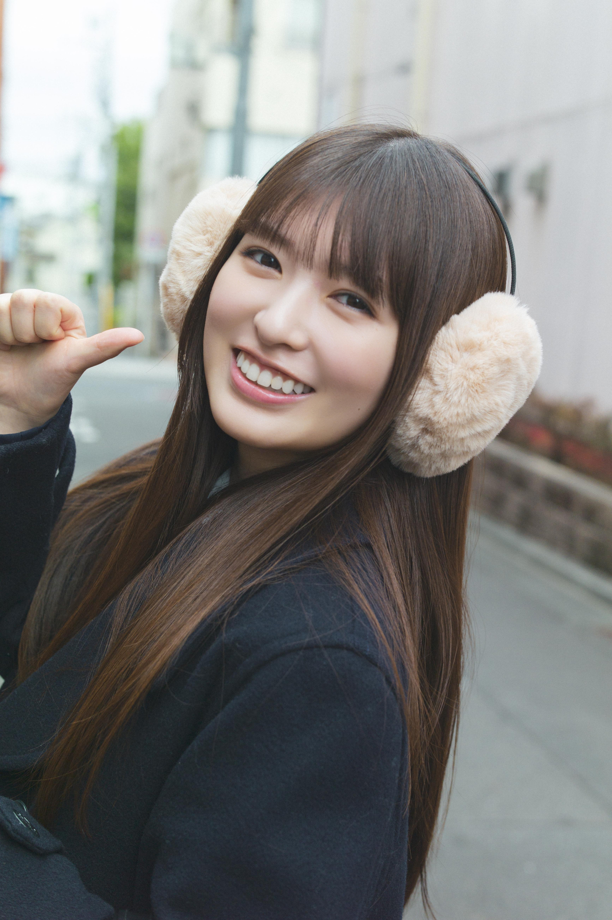 乃木坂46・小川彩『B.L.T.中学・高校卒業』の画像