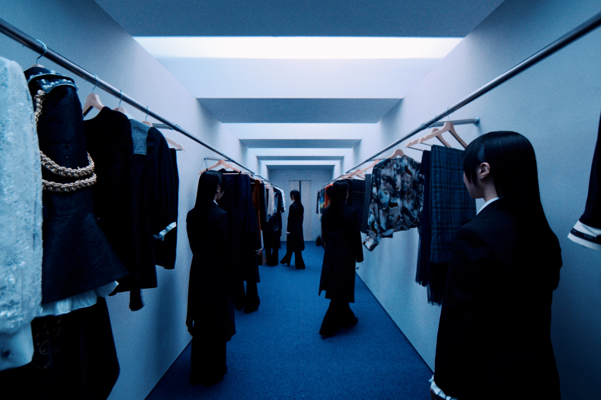 Ado「ビバリウム」MVより