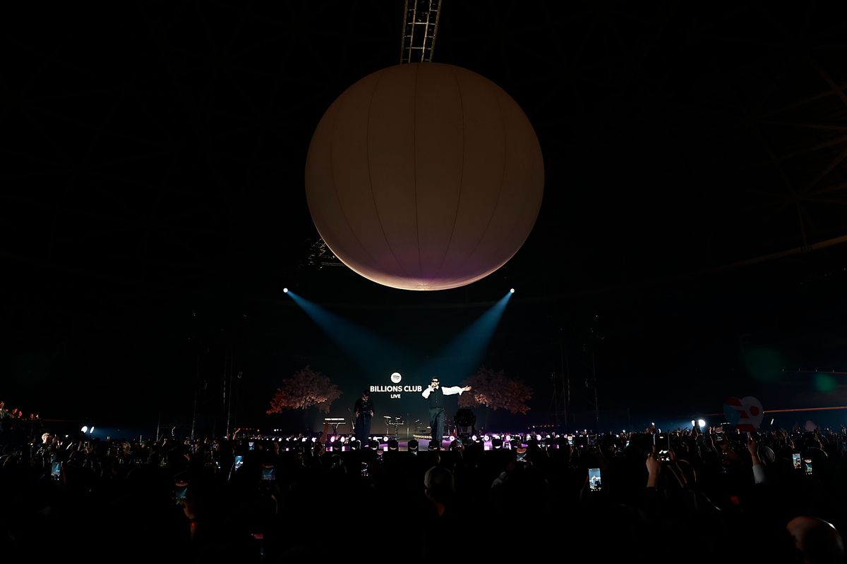 『Spotify Presents Billions Club Live with Bad Bunny』（画像＝Getty Images for Spotify）