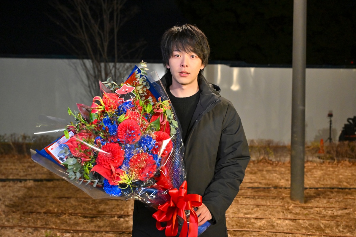 『DREAM STAGE』中村倫也らクランクアップ