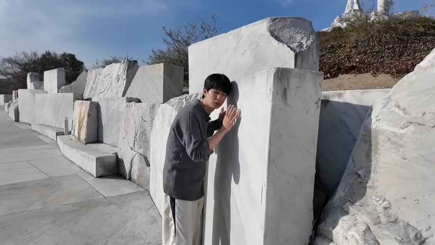 はじめしゃちょー、絶景スポットに感動の画像