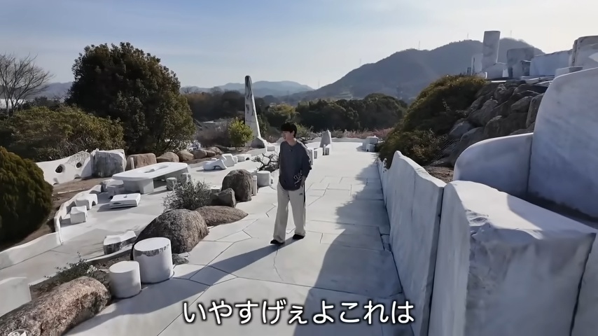 はじめしゃちょー、絶景スポットに感動の画像