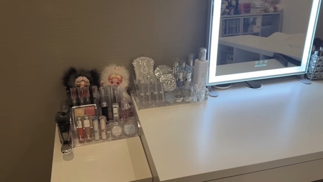 梶原叶渚の自室