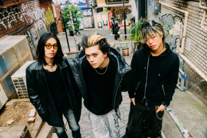 ラウド／ポップパンクの新たな騎手 WORSTRASH　『REDLINE』出演で変わった運命、ロックで掴みたい夢を語る