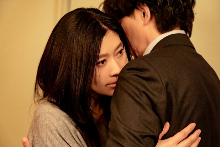 『パンチドランク・ウーマン』“悪女”こずえの脱獄計画 篠原涼子が体現する冷酷さと切実さ